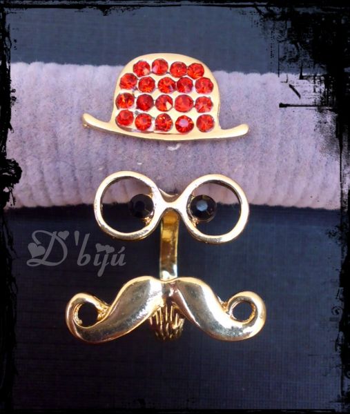 Anel duplo Bigode com Chapéu Dourado c/ Strass Vermelho