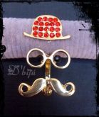 Anel duplo Bigode com Chapéu Dourado c/ Strass Vermelho